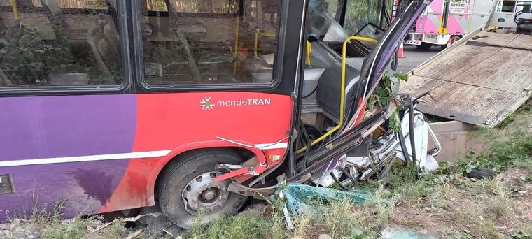 Terrible choque en la calle Tropero Sosa