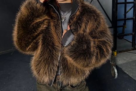 Muna y el look que más la hizo brillar en su primera campaña. Foto: Instagram: munapaulscherri