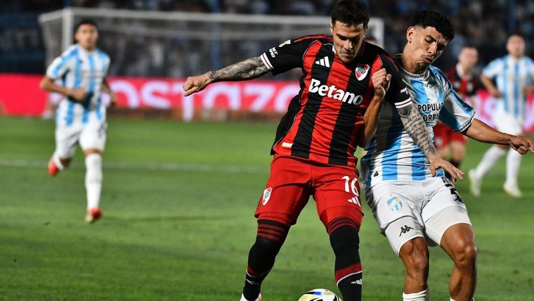 River, con equipo alternativo, cayó ante Atlético Tucumán por la fecha 9.