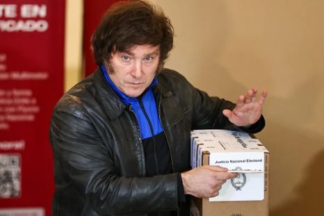 “Tengo definido mi compañero de fórmula para el año que viene, pero prefiero reservarme el nombre por el momento”, declaró Milei.