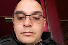 Elías con su uniforme. La familia piensa que la condena es injusta Elías con su uniforme. La familia piensa que la condena es injusta