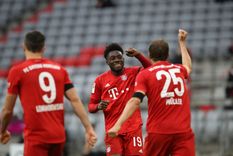 el bayern goleo al frankfurt y se afirma como lider de la liga alemana