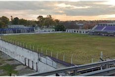 La Policía de la Ciudad la detuvo en la previa del partido entre Sacachispas y Acassuso. Foto: Google Maps