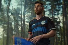 Lionel Messi en la publicidad de la marca que lo viste. Lionel Messi en la publicidad de la marca que lo viste.