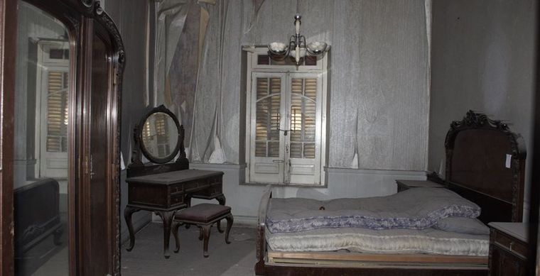 La casona donde vivió el doctor Humberto Notti se ofrece nuevamente mientras conserva muebles, habitaciones y pasillos que parecen de otra época. La casona donde vivió el doctor Humberto Notti se ofrece nuevamente mientras conserva muebles, habitaciones y pasillos que parecen de otra época.