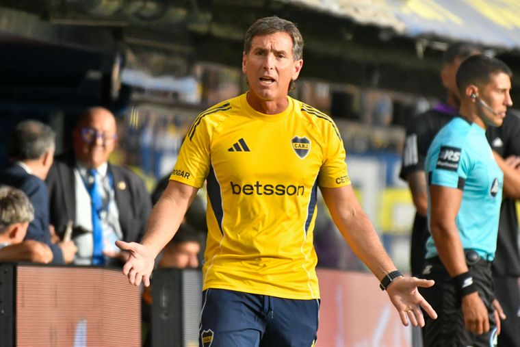 Claudio Úbeda no dio buenas noticias tras el triunfo de Boca ante Riestra.