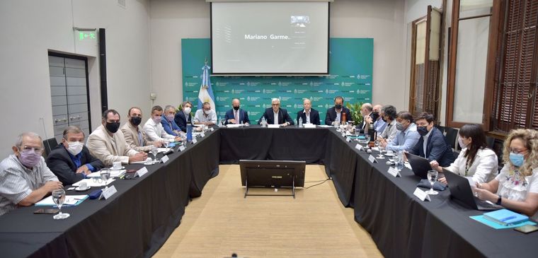Ministerio de Agricultura, Ganadería y Pesca. El ministro de Agricultura, Ganadería y Pesca de la Nación dio a conocer los principales objetivos que se contemplan en el Plan Ganadería Argentina (Gan.Ar 2022-2023). Foto: Twitter de Julián Domínguez