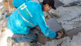 Arreglar la vereda con ayuda municipal: así funciona Mejores Veredas 2025