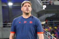 Damián Ayude se queda sin un refuerzo para el Apertura 2026 y la Copa Sudamericana. (Foto: Fotobaires)