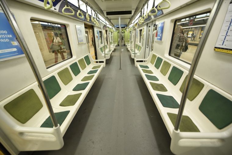 Línea C Retiro Subte EMOVA Transporte Público