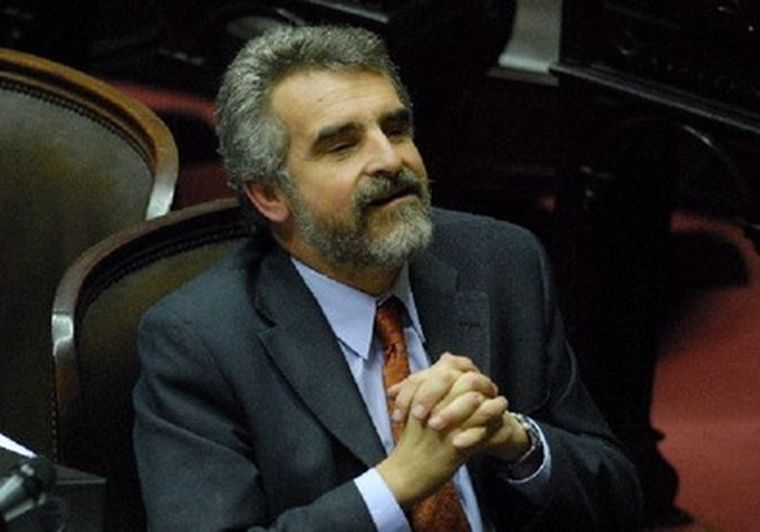 El titular del bloque de diputados del Frente para la Victoria, Agustín Rossi.