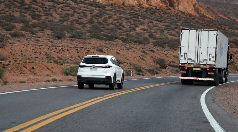 El 60 por ciento de los accidentes con víctimas fatales, según estudios nacionales, se debe a negligencias al volante, y no al consumo de alcohol. El 60 por ciento de los accidentes con víctimas fatales, según estudios nacionales, se debe a negligencias al volante, y no al consumo de alcohol.
