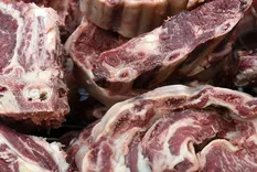 Tras los aumentos estivales, la carne muestra señales de desaceleración en la inflación, mientras crece el peso del pollo y el cerdo en el consumo.