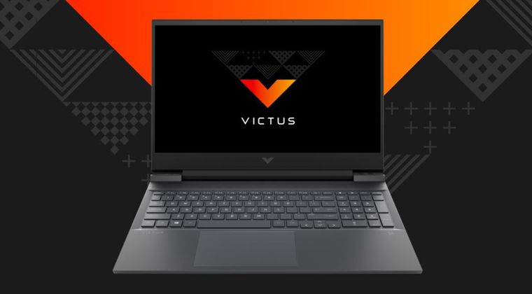 El rendimiento se apoya en 16 GB de RAM y un SSD de 1 TB. El rendimiento se apoya en 16 GB de RAM y un SSD de 1 TB.