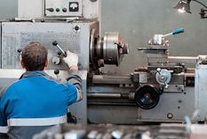Se recupera la actividad industrial Foto: Shutterstock Se recupera la actividad industrial Foto: Shutterstock