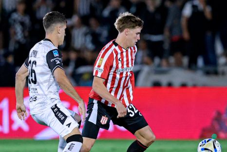 Gimnasia enfrenta a Estudiantes en el Legrotaglie. Gimnasia enfrenta a Estudiantes en el Legrotaglie.