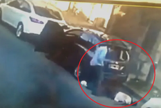 El episodio fue registrado por las cámaras de seguridad de la zona El episodio fue registrado por las cámaras de seguridad de la zona