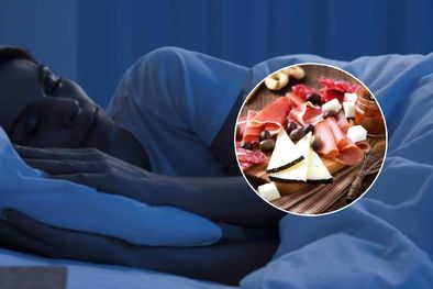 MDZol | Alimentos que no debes consumir antes de acostarte (Shutterstock).