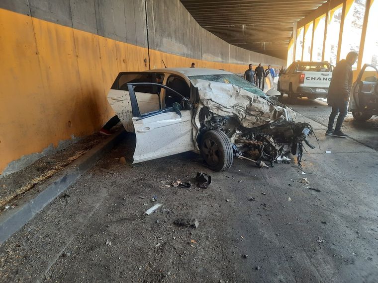 Así quedó uno de los autos que protagonizaron el accidente. Foto: Osvaldo Valle.