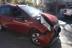 El Peugeot fue el vehículo más afectado Foto: Rodrigo DAngelo/ MDZ