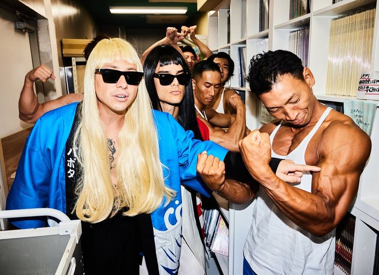 Catriel & Paco Amoroso: música, moda, locura y originalidad.