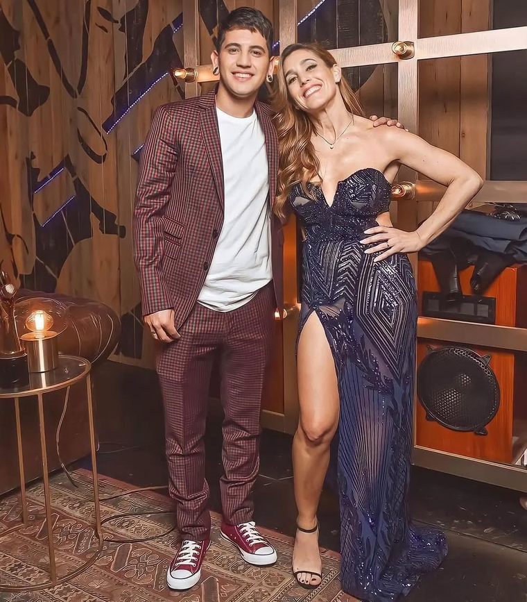 El ganador de La Voz Argentina con Soledad Pastorutti. Créditos: Instagram / yhosva.ok El ganador de La Voz Argentina con Soledad Pastorutti. Créditos: Instagram / yhosva.ok