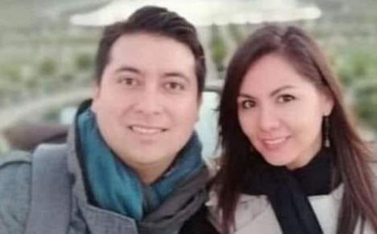 Karla Cecilia Pérez Osorio y su esposo Ángel Palestino Gallardo Foto: Facebook