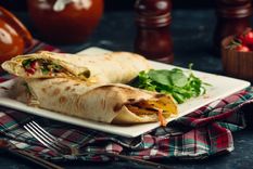 Burritos de ternera Una receta simple y deliciosa de burritos de ternera para hacer en pocos pasos. Foto: www.freepik.es