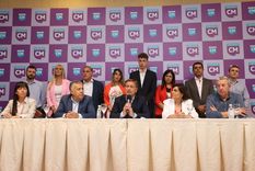 cambia mendoza cerro su campana y defenestro a las terceras fuerzas