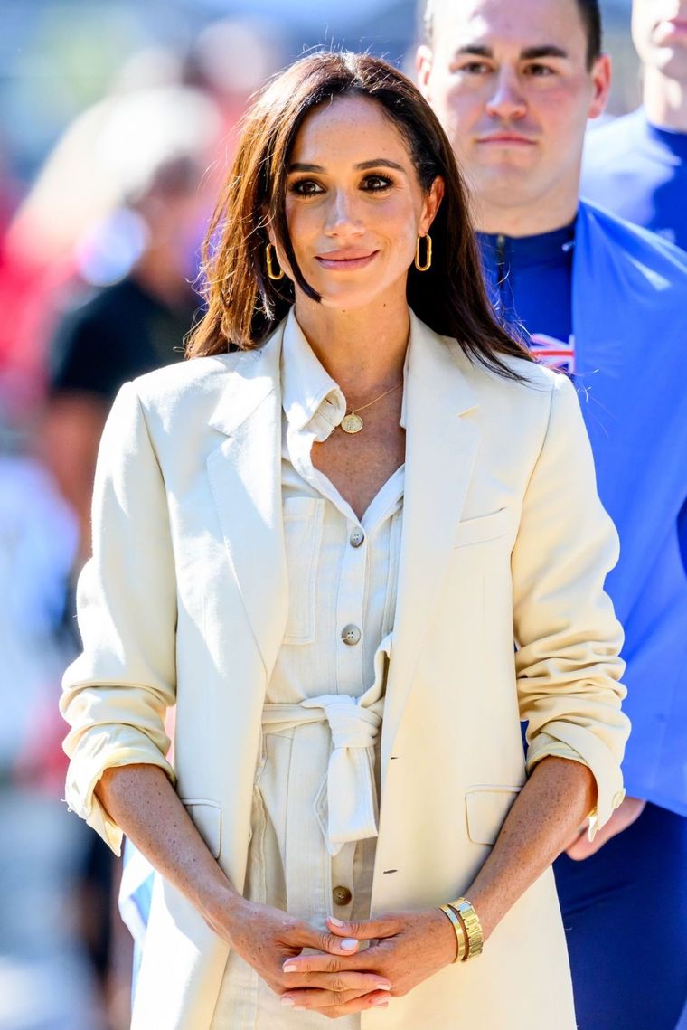 El traje más versátil es el de Meghan Markle y está firmado por una reconocida marca latinoamericana Foto: Instagram