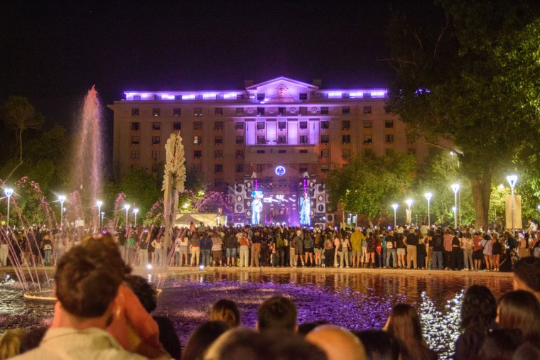 Volvió la Peatonal del Vino y fue un éxito. Volvió la Peatonal del Vino y fue un éxito.