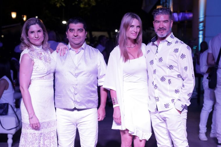 Crizelda Queiroz, Miguel Ángel Bermejo (Gerente General de Park Hyatt Mendoza) Soledad Barcenilla e Iván Martínez.