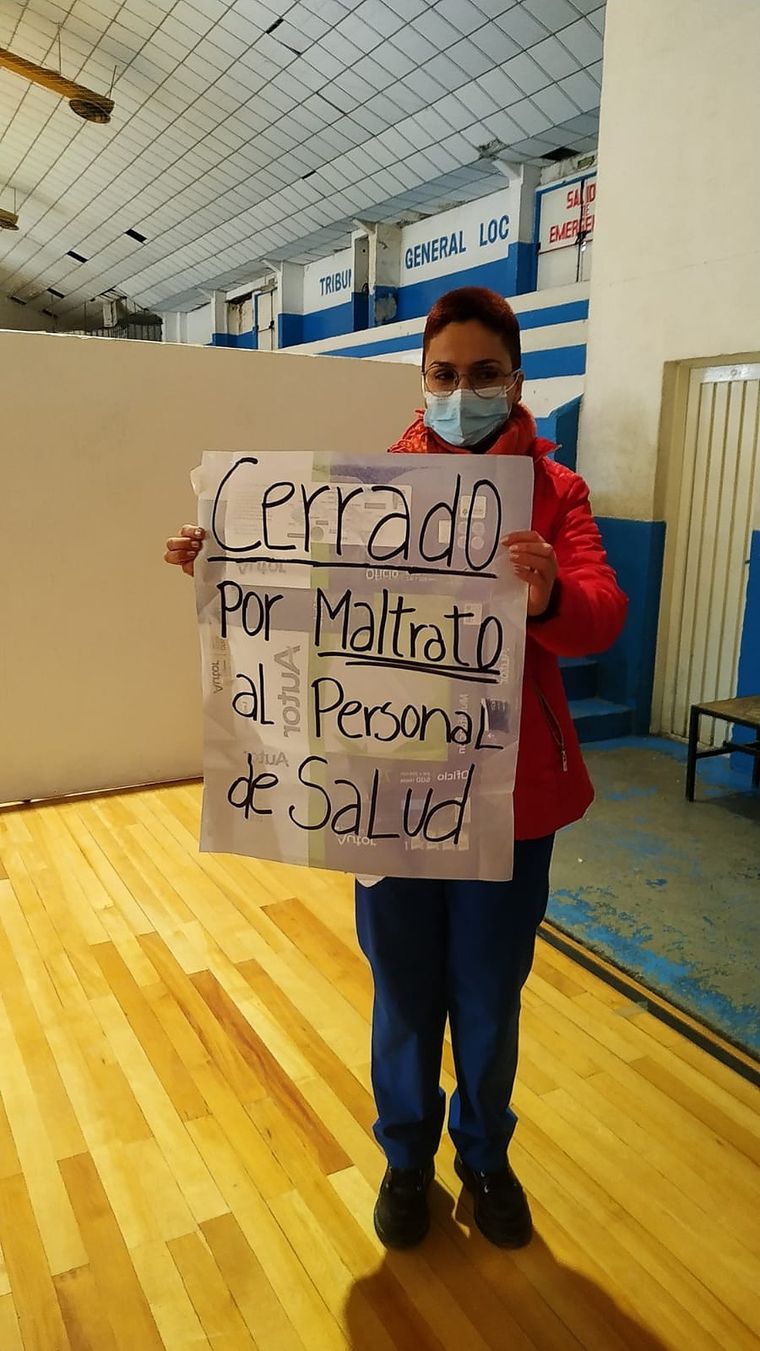 Una de las vacunadoras que tuvo que dejar de trabajar ante las agresiones. Foto: Radio Chubut