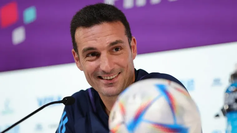 Lionel Scaloni llega a la Selección Argentina en un momento de fragmentación profunda. Lionel Scaloni llega a la Selección Argentina en un momento de fragmentación profunda.