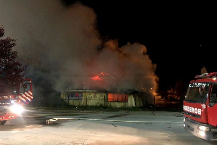 El incendio en un club de El Bolsón generó el pedido de intervención de la gobernadora de Río Negro. Foto: Noticias del Bolsón