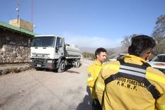 El viento Zonda produjo un incendio en la zona de Pedemonte
