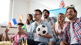 Un televisor para disfrutar del Mundial. Fuente: Shutterstock. Un televisor para disfrutar del Mundial. Fuente: Shutterstock.