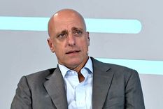 carlos pagni le respondio a cristina tras su ataque tuitero con una fina ironia carlos pagni le respondio a cristina tras su ataque tuitero con una fina ironia