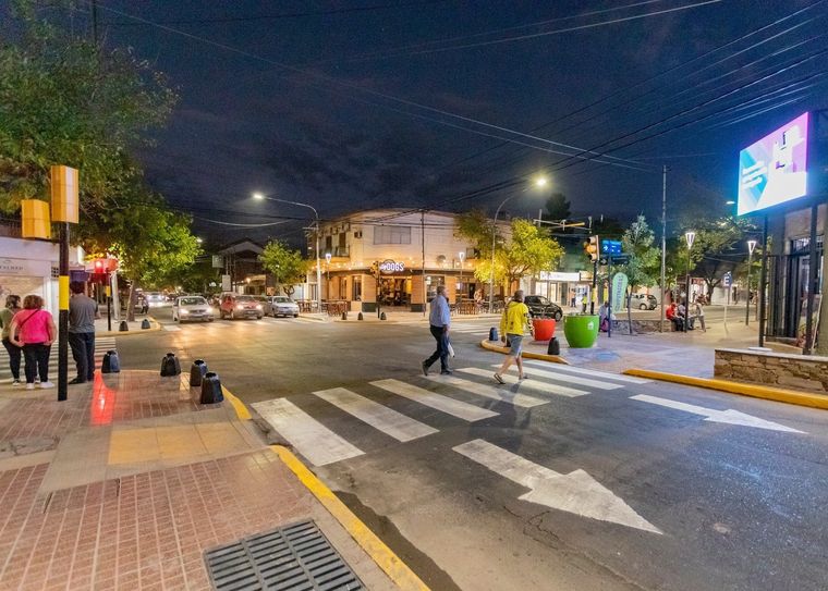 Así quedó la calle Ozamis. Foto: Prensa Municipalidad Maipú