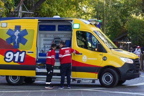 Mendoza incorpora tres nuevas ambulancias perinatales. Mendoza incorpora tres nuevas ambulancias perinatales.