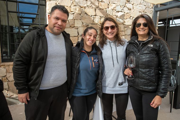 Tomás Grifol, Flor Segura, Gisela Fitt y Gabriela Sánchez. Tomás Grifol, Flor Segura, Gisela Fitt y Gabriela Sánchez.