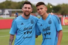Messi junto a Diablito Echeverri, la joyita de River y la Selección argentina Sub 17