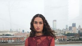 Diosa total: el fabuloso estilo de Mina Serrano, protagonista de Cris Miró Foto: Instagram