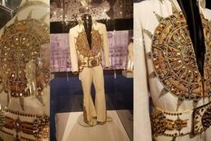Foto: https://www.infobae.com/america/mexico/2022/07/20/el-impresionante-traje-del-sol-azteca-que-uso-elvis-presley-en-su-ultimo-concierto/