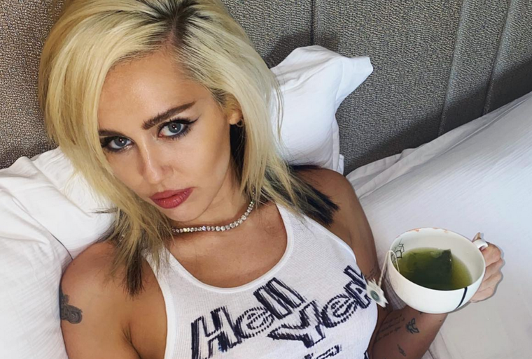 Miley Cyrus también es productora discográfica.