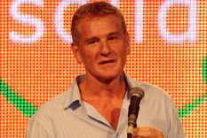 De Narváez quiere quedarse con Carrefour