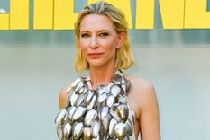 Cate Blanchett generó revuelo con su top hecho de ¡cucharas! Foto: Instagram