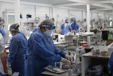Ilustrativa: médicos argentinos trabajan en Chile, pero en el vecino país también hay preocupación Foto: EFE