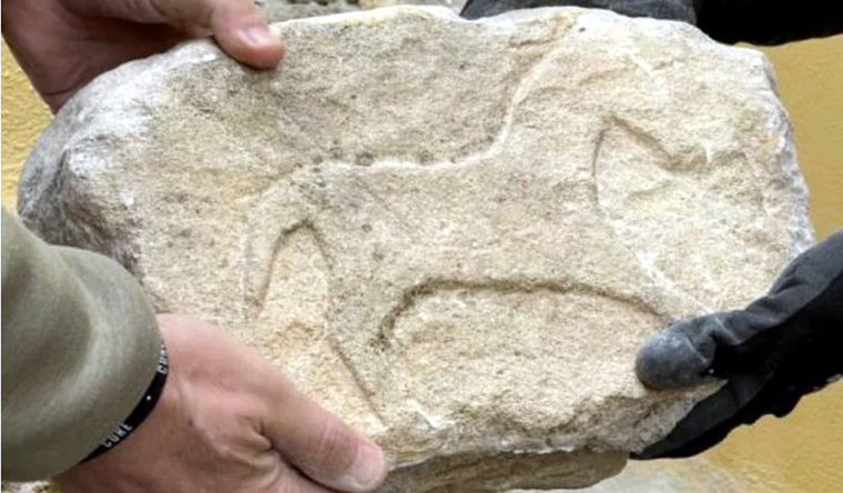 Una de las piezas rescatadas en Granada. Foto: Efe.