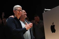 Ante versiones sobre la salida de Tim Cook del liderazgo de Apple, el mercado empezó a analizar con detalle la situación de la compañía y en especial las posibilidades de inversión en IA.